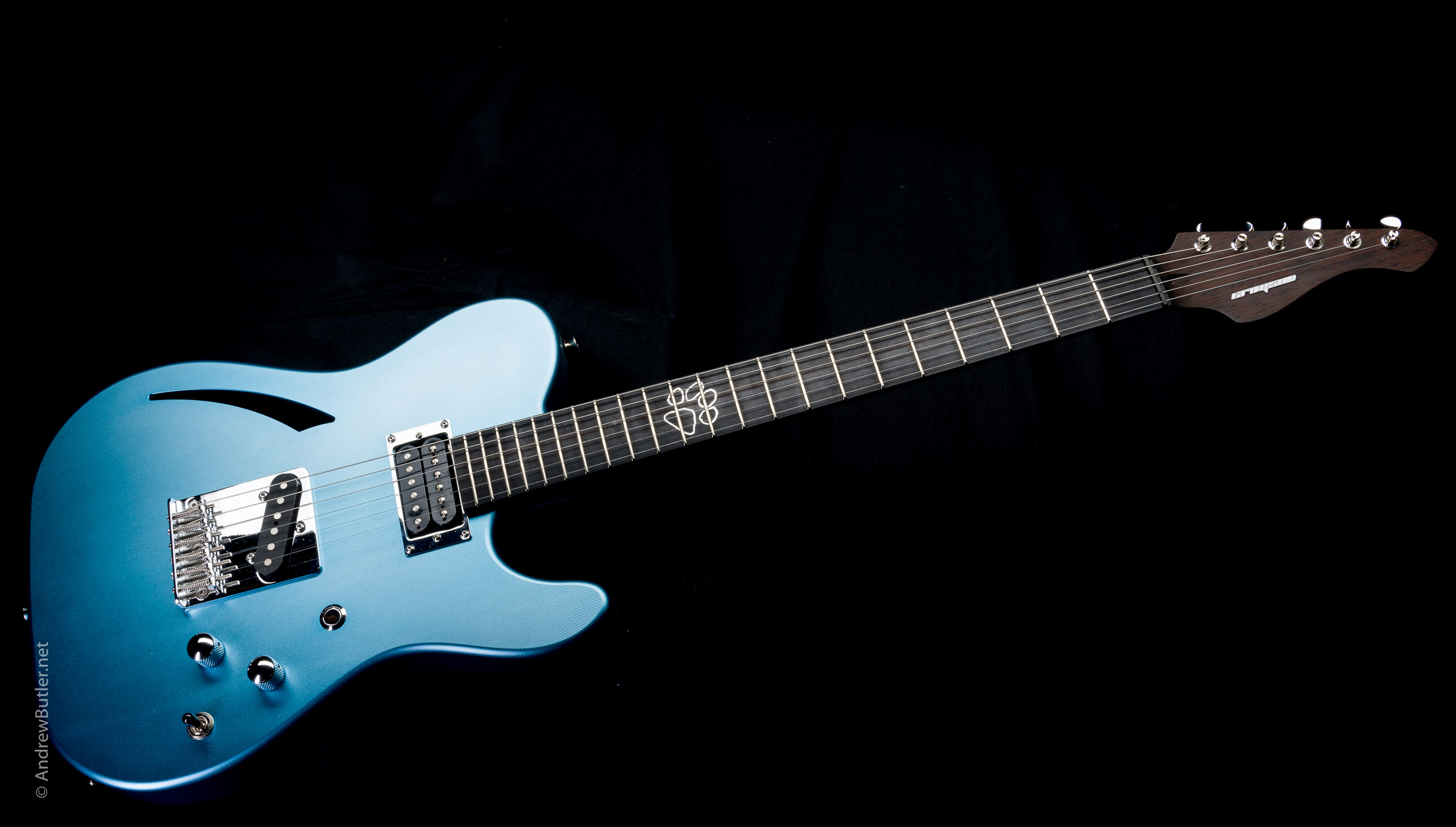 Drewman aluminium guitar